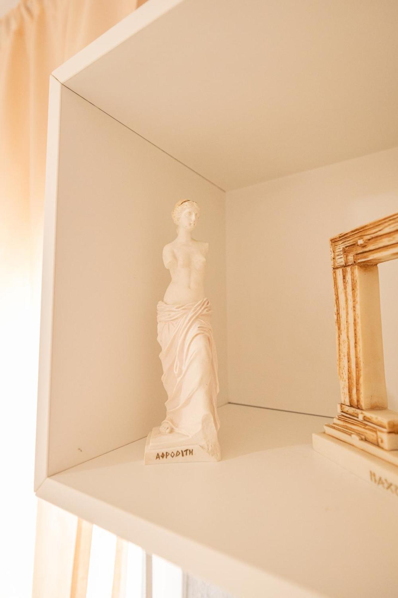Elysian Bliss By Infox Suites Tesalonika Bagian luar foto