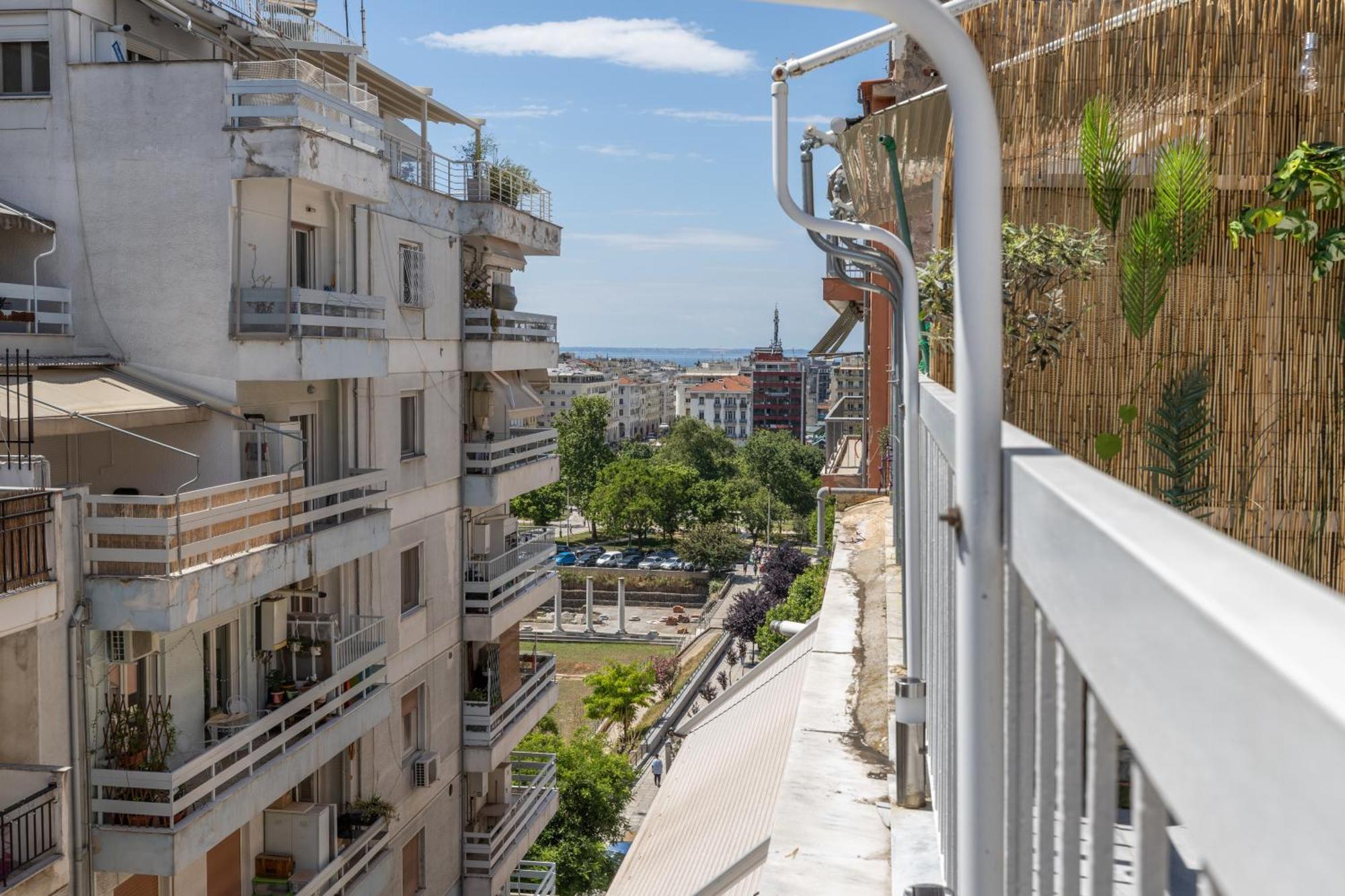 Elysian Bliss By Infox Suites Tesalonika Bagian luar foto